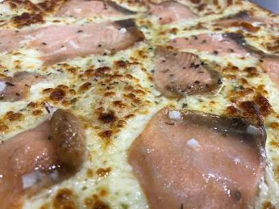 Pizza de La Pizzeria D'à Côté à Nice