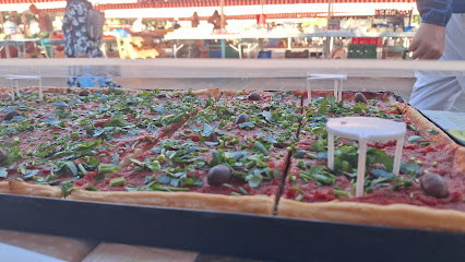 Pizza de MR PISSALADIERE - Marché Saint-Roch à Nice
